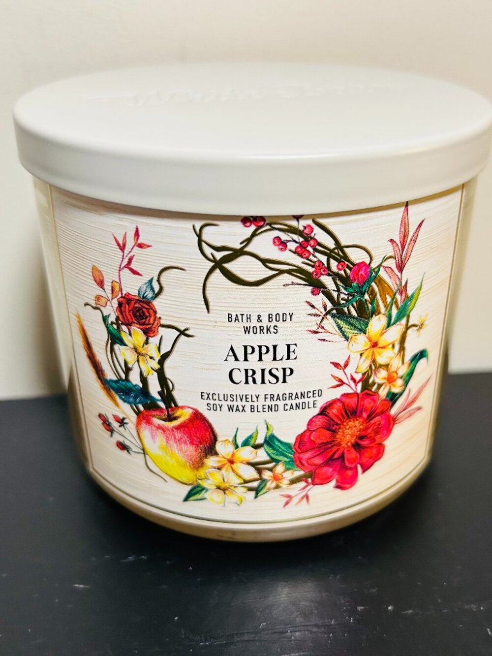 Bath & Body Works Apple Crisp 3-Wick Candle NEW